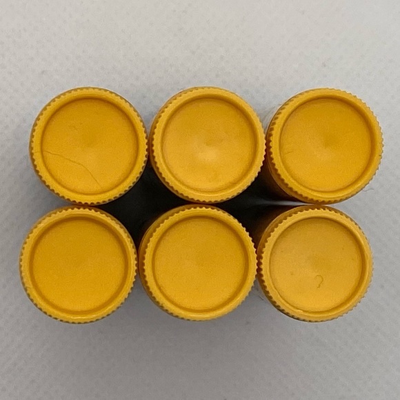 NEW Lot of 6 Burt's Bees Vanilla Bean Moisturizing Lip Balm 100% Natural - Picture 7 of 8
